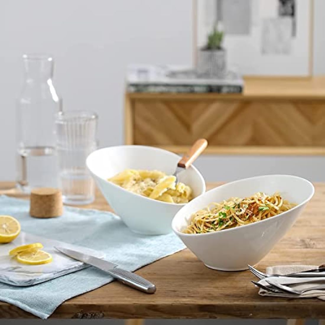 DOWAN Salad Bowl, 26 oz/770 ml Serving Bowls Ceramic Set of 2, Porcelain White Slanted Bowls, Christmas Serving Bowls for Salad, Pasta, Soup, Prep - Microwave & Dishwasher Safe