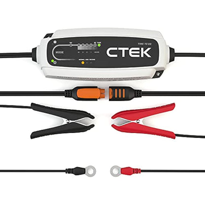 CTEK CT5 Time to Go - Fully Automatic Battery Charger with Countdown Display (Charges, Maintains and Reconditions Car and Motorcycle Batteries) 12 V, 5 Amp