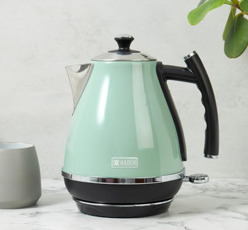 Haden Cotswold Green Kettle - Lightweight - Easy To Clean - 3KW Fast Boil, Stainless Steel Electric Kettle, 360° Base, Boil-Dry Protection - Retro Style Kettle and Toaster Sets