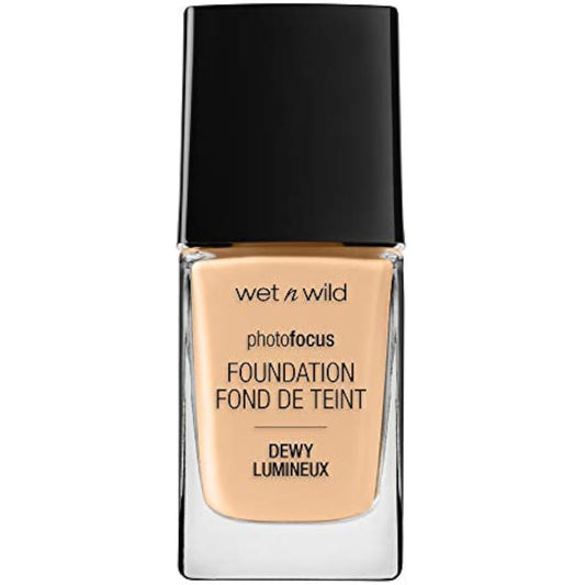 Wet n Wild, Photo Focus Foundation Dewy, Weightless Foundation with Nourishing and Long-wearing Formula, Buildable Coverage, Ideal for Normal to Dry Skin Type, Vegan, Soft Beige