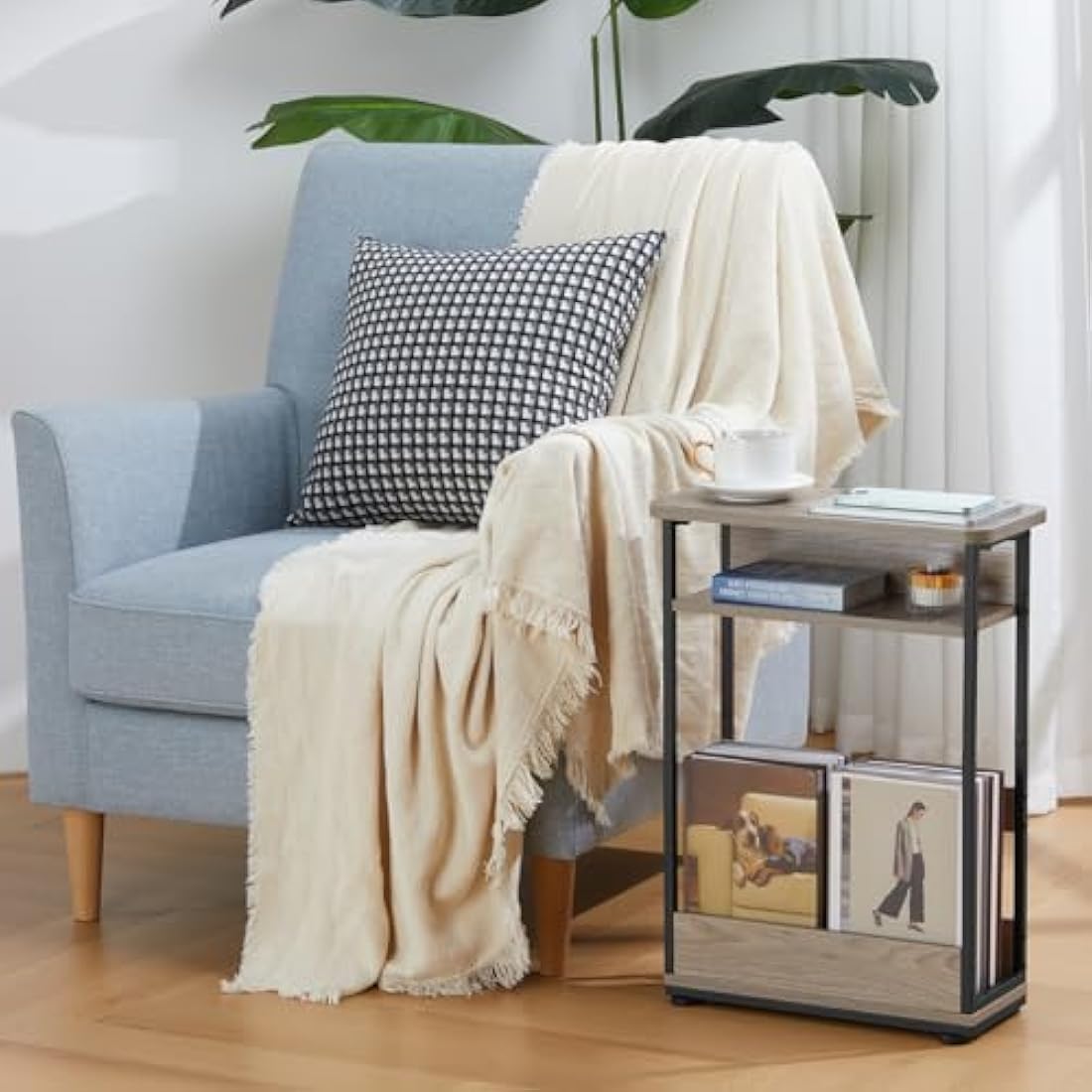 YEAKOO Narrow Side Table for Narrow and Small Spaces, Skinny Bedside Table Small Nightstand with Magazine Rack Space Saving (Oak, M)