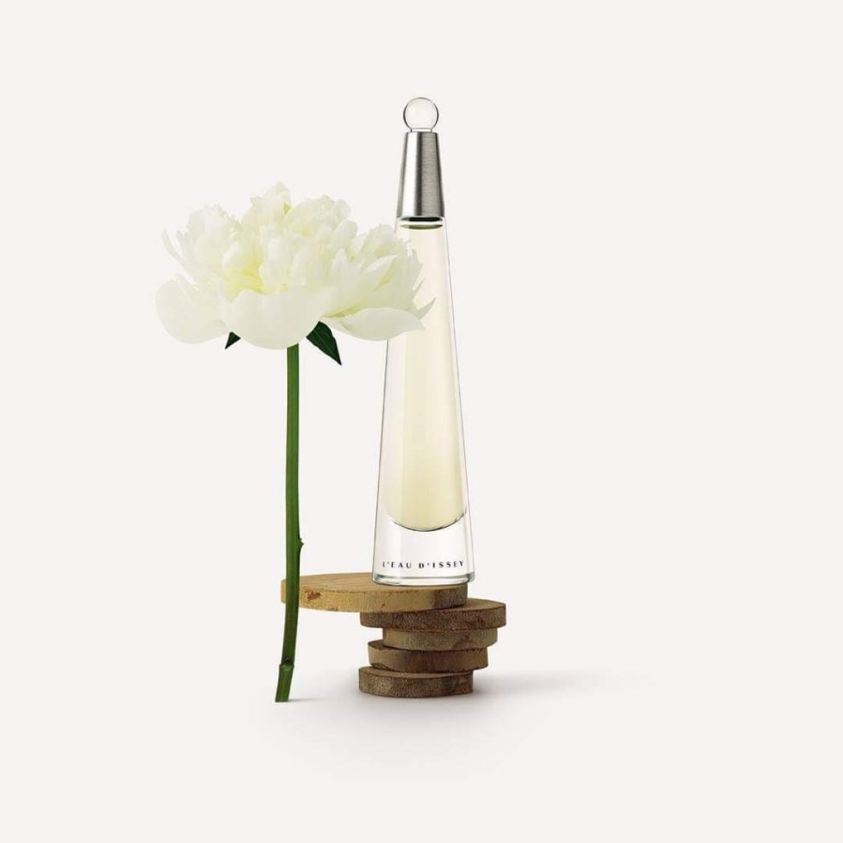 Issey Miyake L'Eau d'Issey Eau De Toilette Spray 50ml / Body Lotion 50ml / Shower Gel 50ml