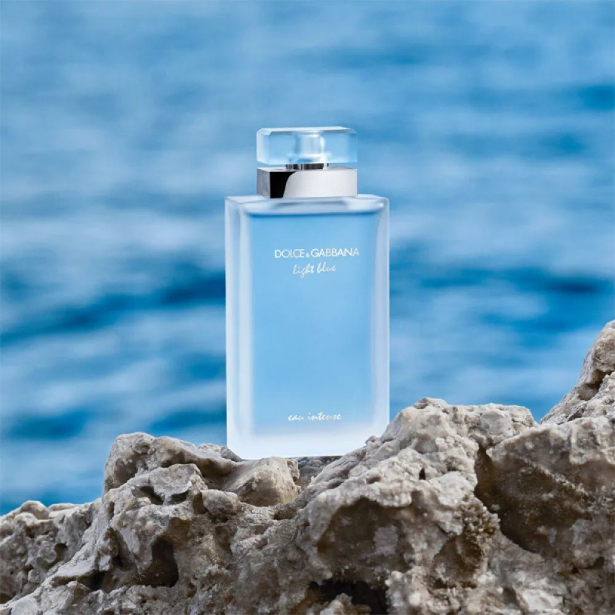 Dolce & Gabbana Light Blue Eau Intense Eau De Parfum Spray 50ml