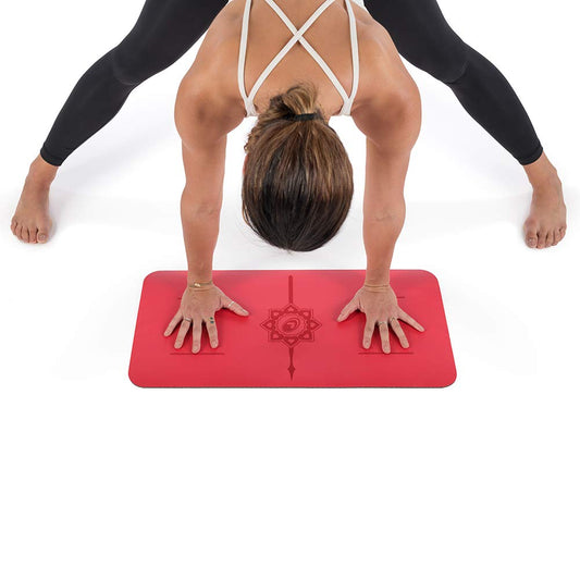 Liforme Yoga Pad - Free Yoga Bag Included - Eco-Friendly and Non Slip Yoga Knee Pad, Elbows and Hands, Biodegradable & Warrior-Like Grip Yoga Mat with