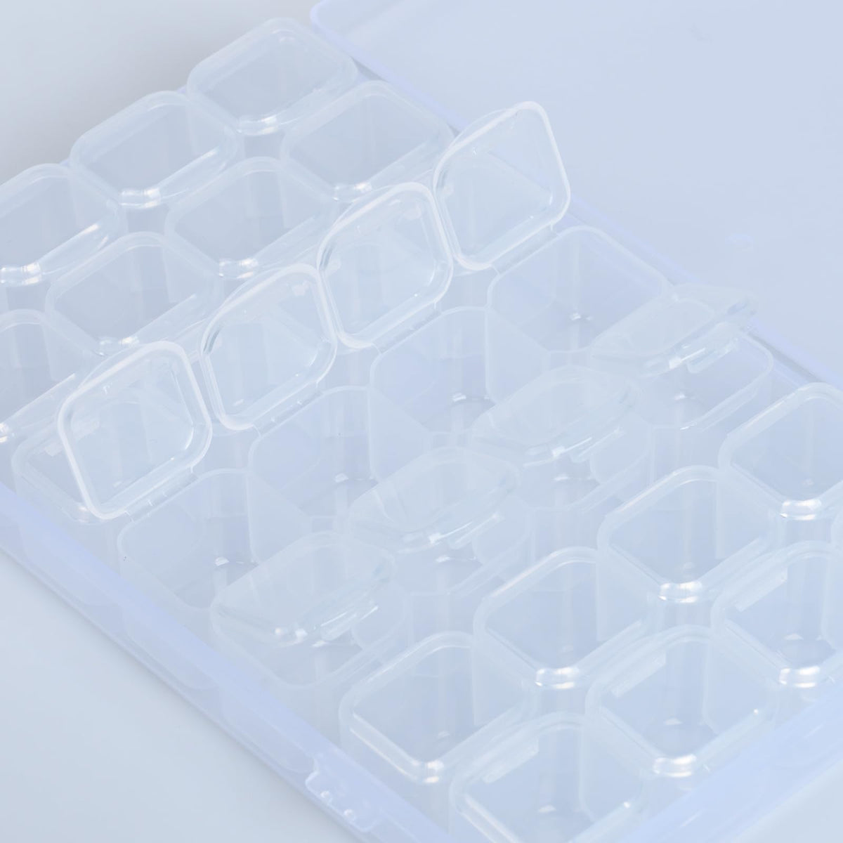 SUSNUAN 2 Pack Bead Storage BoxDiamond Painting Storage28 Grids Transparent Plastic Box RemovableSmall Jewellery Craft Storage Compartment Storage