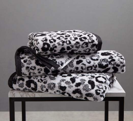 Fusion - Black Animal Print Bath Towel (70 x 130cm) - 100% Cotton - Cheetah/Leopard Paw Print - Safari Zoo Animal Towel