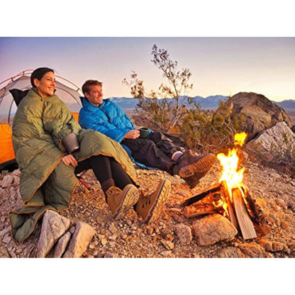 Get Out Gear Double Puffy Camping Blanket - Extra Puffy, Packable, Lightweight and Warm | Ideal for Outdoors, Travel, Stadium, Festivals, Beach, Hammock | Water-Resistant Camp Quilt (Gray/Burgundy)