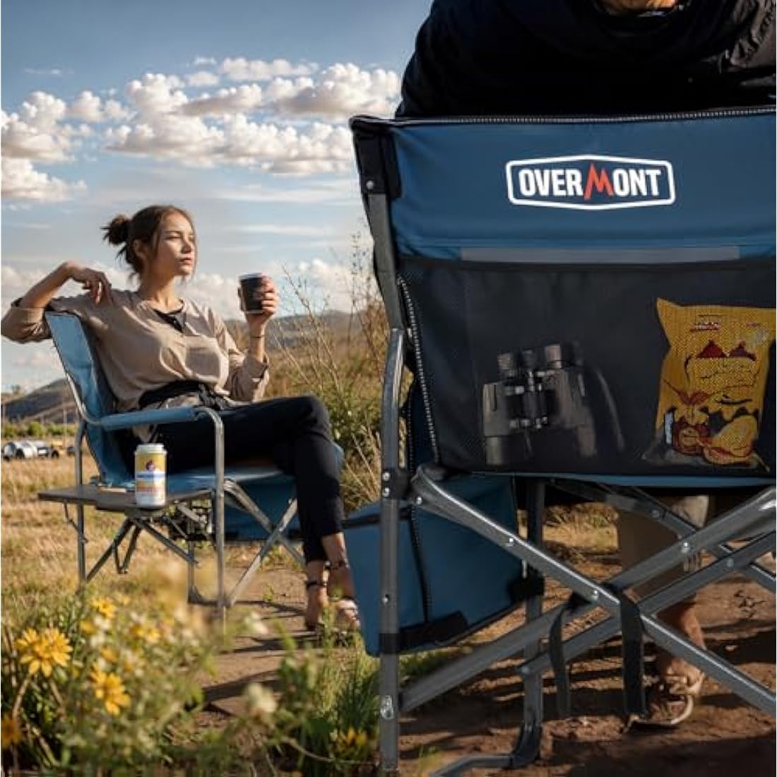 OVERMONT Oversize Directors Camping Chairs for Adults - 180kg Heavy-Duty Folding Outdoor Chairs with Foldable Side Table & Cooler Bag for Outside Festival BBQ Beach Picnic Fish