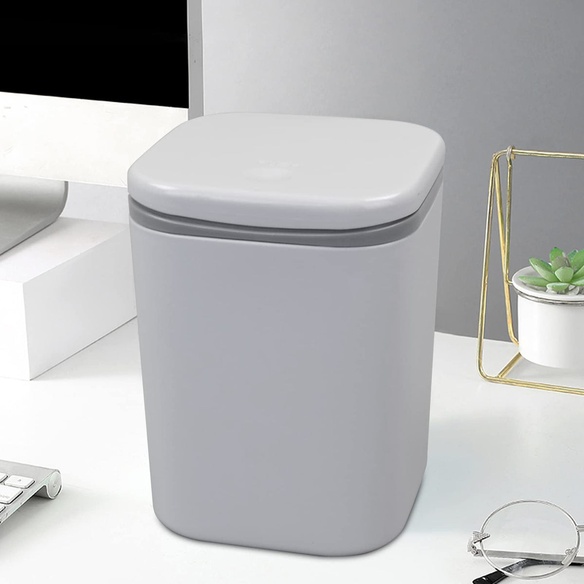 Dynko 2-pack Plastic Desktop Garbage Bin, Mini Trash Can Grey