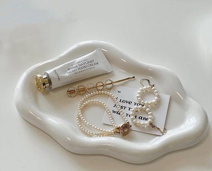 NatureMan Ceramic Jewelry Dish,Jewelry Tray Trinket Dish,Irregular Cloud Shape Decorative Jewelry Plate Holder Room Decor Aesthetic Gift White