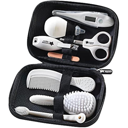 Tommee Tippee Baby Healthcare and Grooming Kit, 9X Essential Newborn Care Items for Home and Travel, Wipe-Clean and Waterproof Travel Case