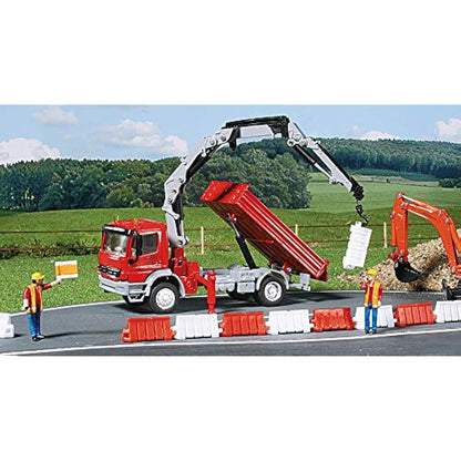 siku 3534, Lorry with Loading Area and Crane, 1:50, Metal,Plastic, Red, Incl. 2 toy figures and 12 traffic barriers
