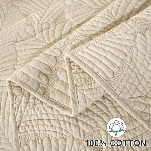 Qucover Quilted Bedspreads Soft and Comfortable Cotton Bedspread Super King Size with Elegant Embroidered Palm Leaf Pattern, 3 Pieces Bedspreads