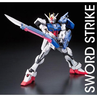 BANDAI Hobby 2159335 RG #6 Skygrasper with Launcher/Sword Pack Gudnam Model Kit Gundam SEED Kira Yamato Gunpla, S