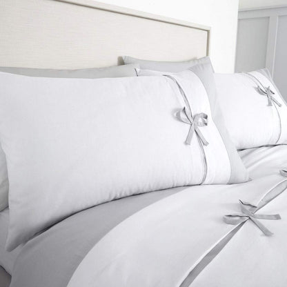 Catherine Lansfield Milo Bow Easy Care Super King Duvet Set White