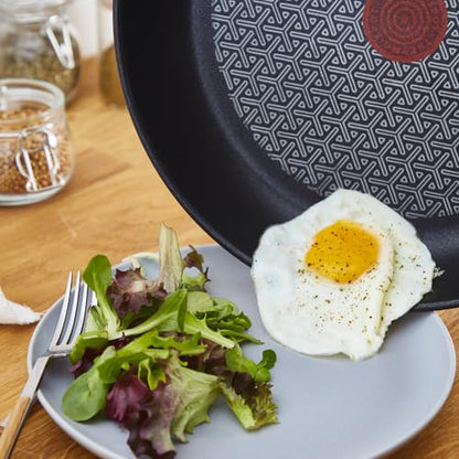 Tefal Comfort Max 24/28cm Stainless Steel Frying Pan Set ? Durable Non-Stick Pan with Thermo-Spot Heat Indicator, Induction Compatible Base,