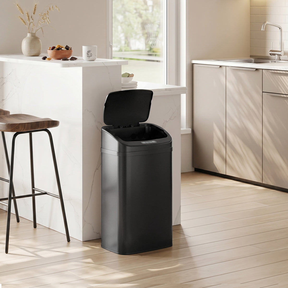 HOMCOM 48L Galvanised Steel Sensor Bin - Black