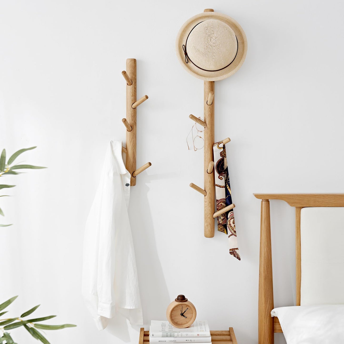 OAKERLAND Wooden Coat Rack Wall Mounted, 50cm Oak Floating Hooks for Jackets, Bag, Scarves, Handbags, 5 Hooks Branch Shape Coat Rack for Entryway