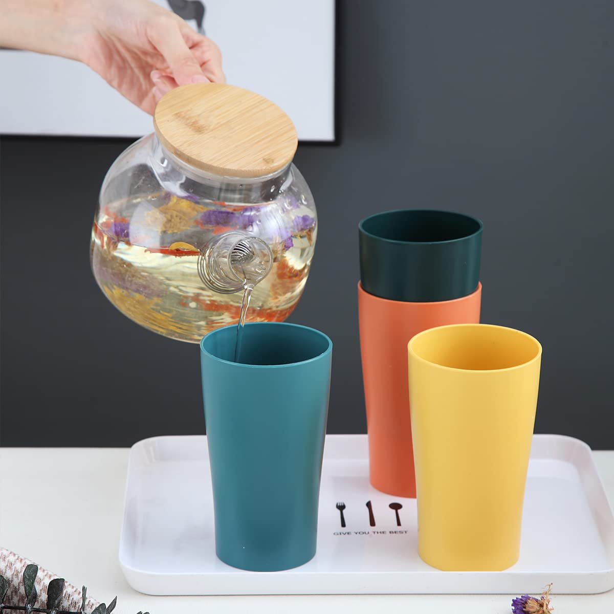Kyraton Plastic Cups Reusable 8 Pieces, Unbreakable Water Drinking Cup, Tumblers for Indoor Outdoor Travel Poolside Bathroom Adult Light Weight Easy