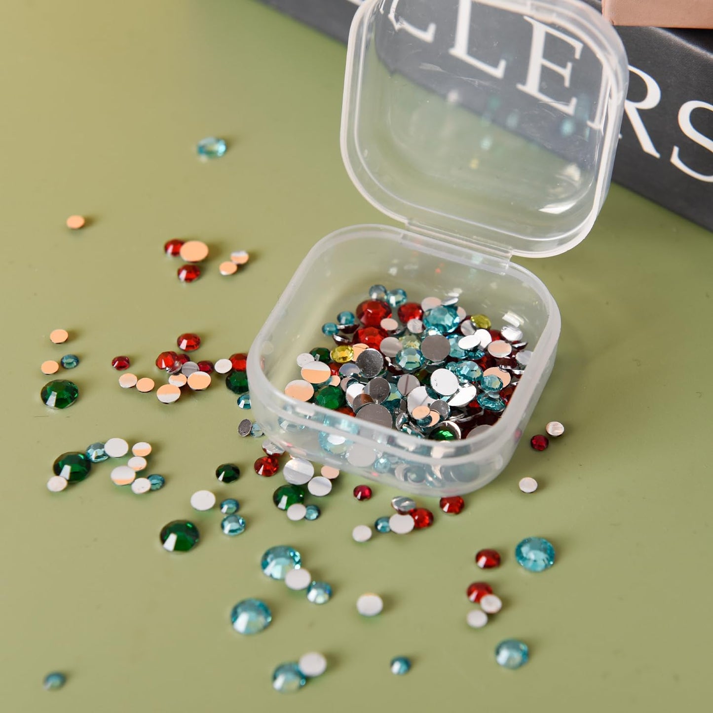 6pcs Small Square Clear Plastic Organizer Boxes Plastic Boxes with Lids