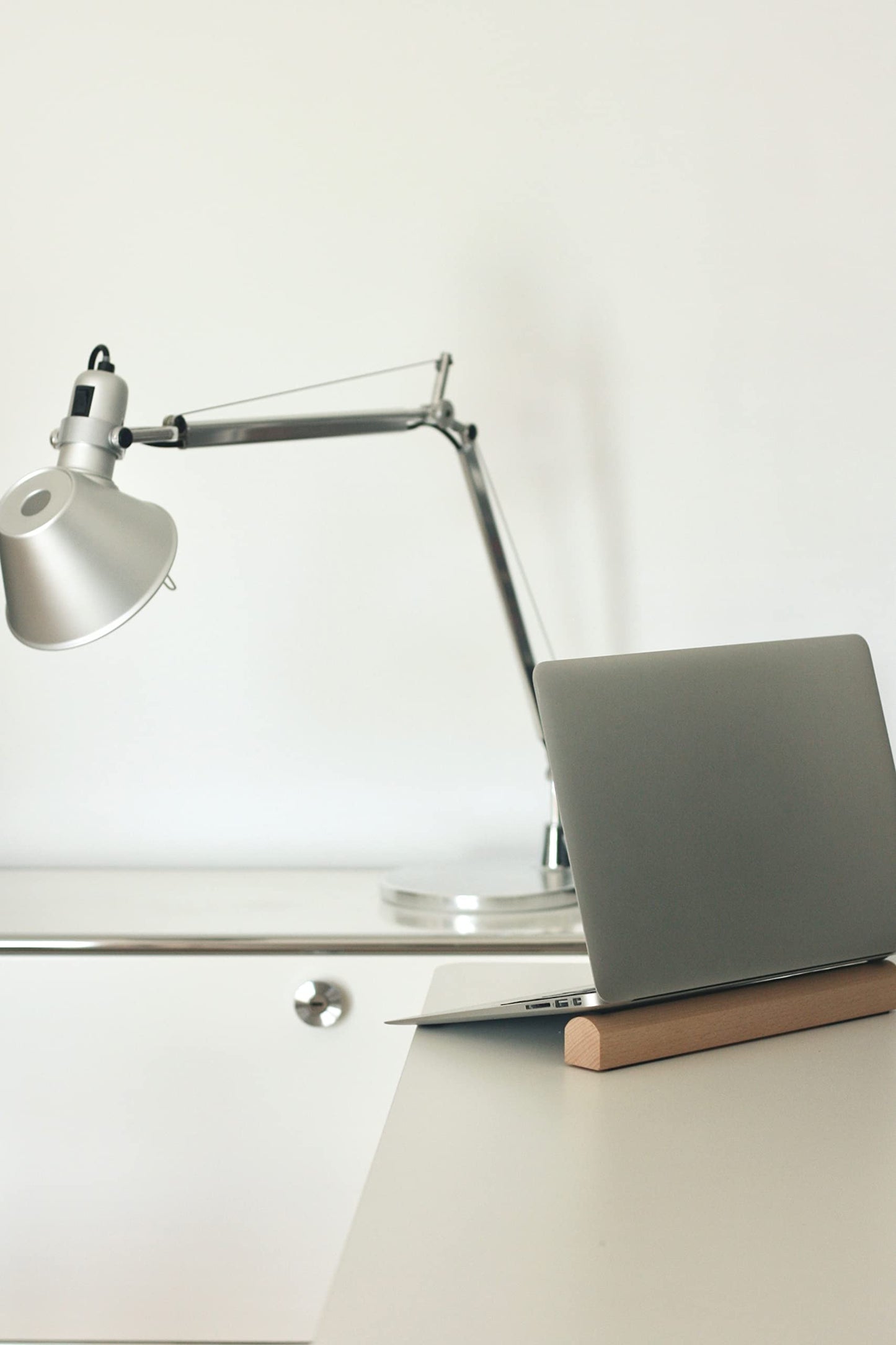 anaan Laptop Stand Wood - Notebook Holder Compatible with MacBook - 2er Set