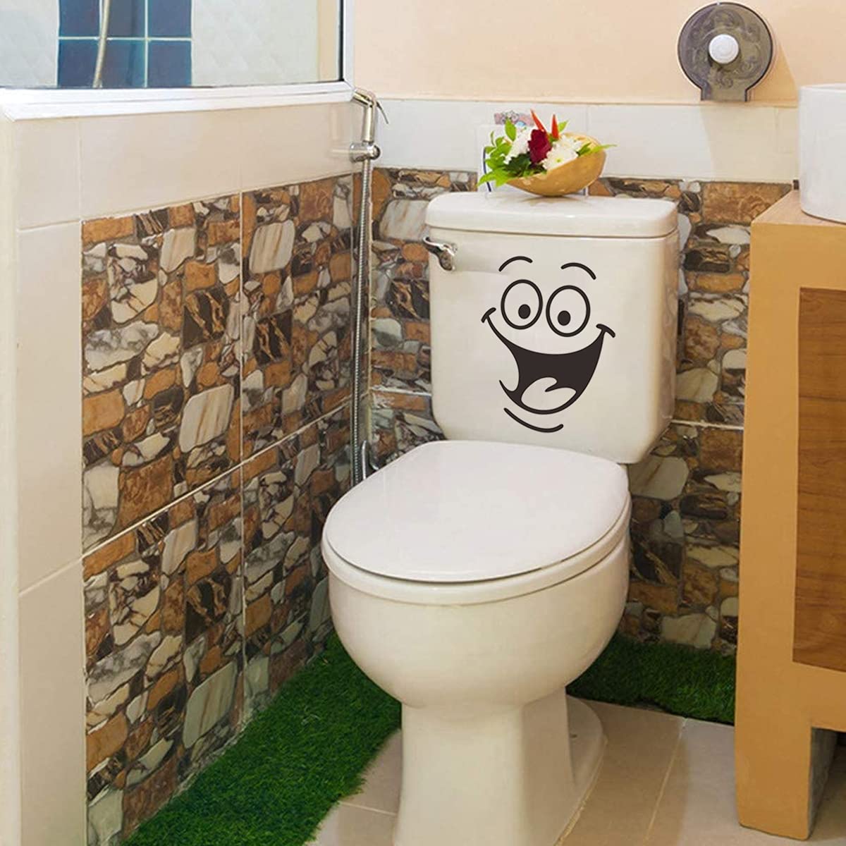 Toilet Sticker, Toilet Lid Sticker with Smiley Face PVC Waterproof Sticker Toilet Funny Cartoon Toilet Removable DIY Sticker for Bathroom, Kitchen