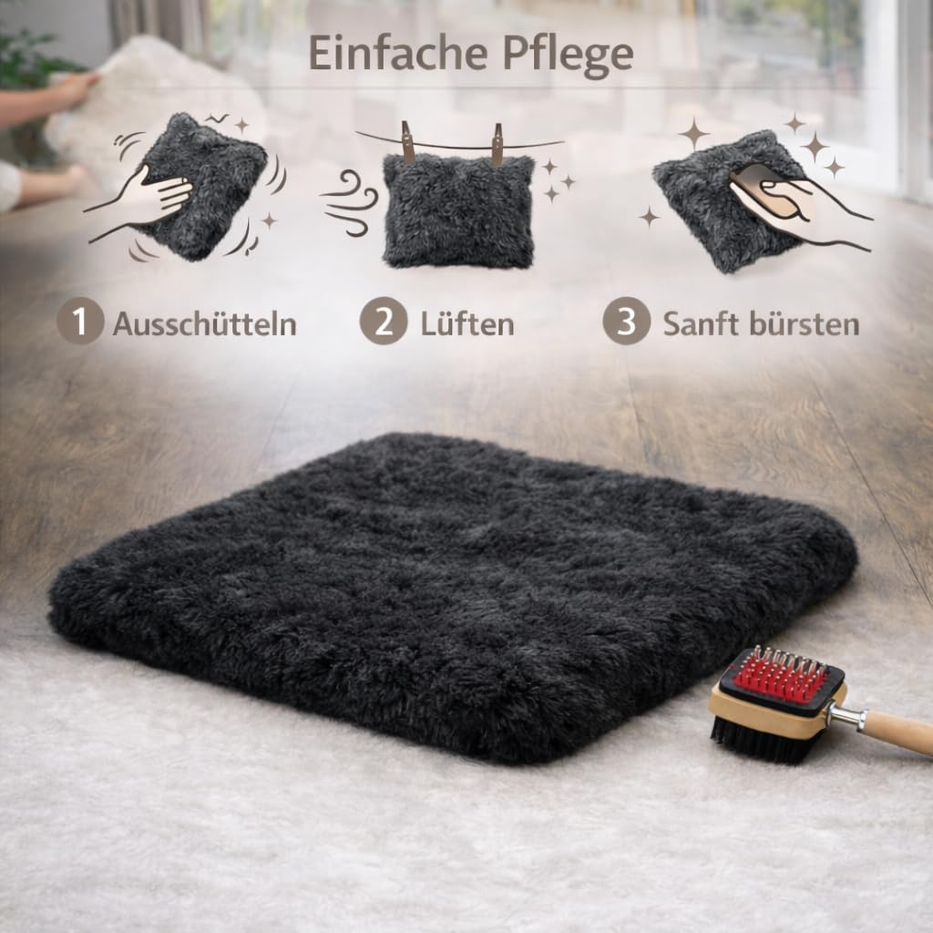 Naturasan Merino Lambskin Seat Cushion 40 x 40 cm (Black) - Soft Seat Cover Made of Real Lambskin, Decorative & Temperature Regulating, for Chair