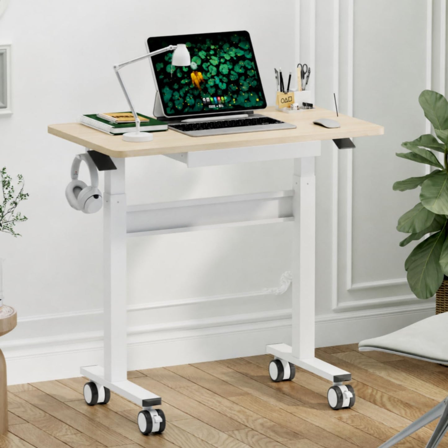 Mobile Standing Desk, Pneumatic Height Adjustable Desk, Light wood