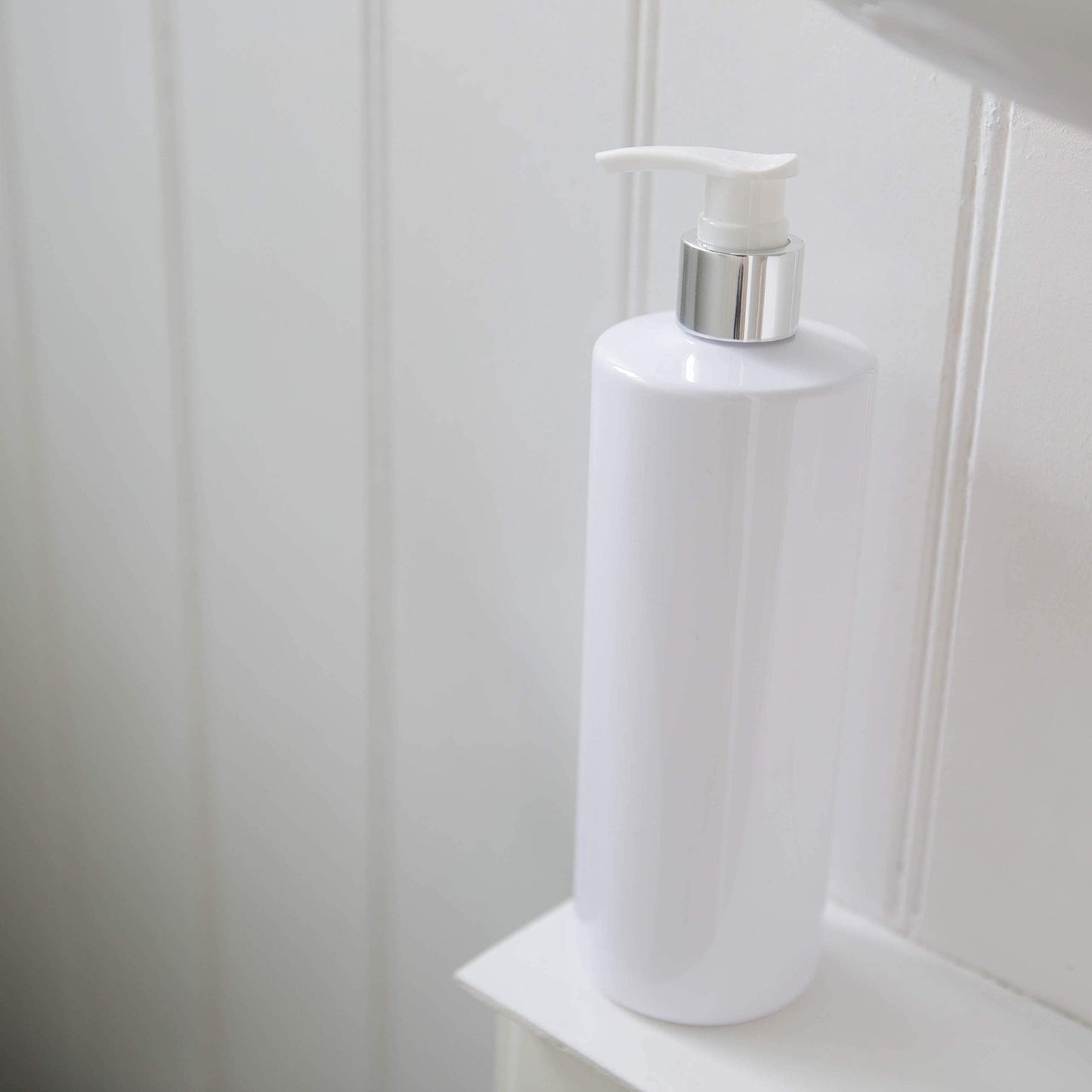 Taylor & Smyth 3 x 500ML PET PUMP DISPENSER BOTTLE MRS HINCH STYLE BATHROOM KITCHEN SHAMPOO CONDITIONER CONDITIONER WHITE CHROME