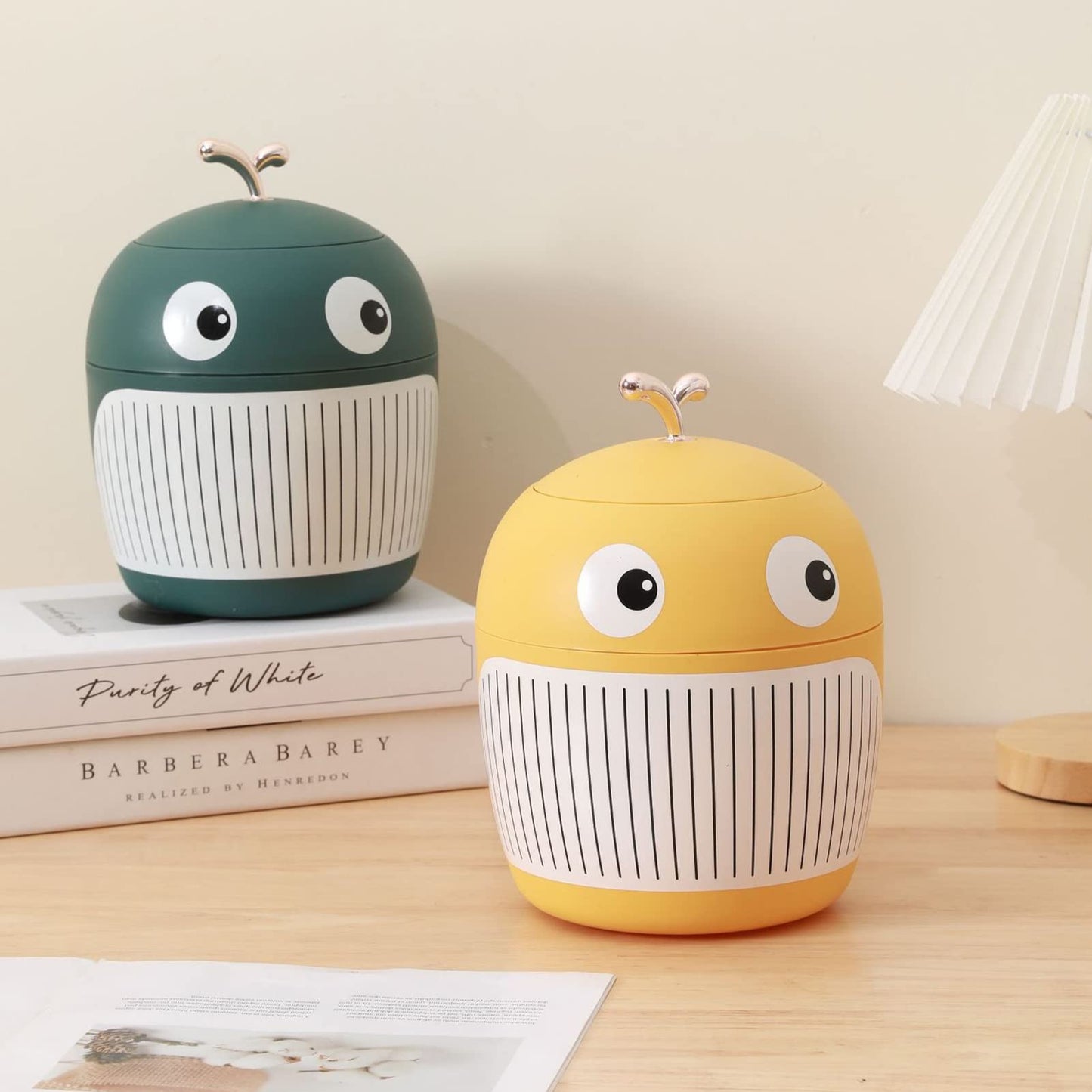 Jauhmui Cute Mini Desktop Waste Paper Bin with Lid, Plastic Whale Waste Basket, Small Table Waste Bin, Office Table Bin
