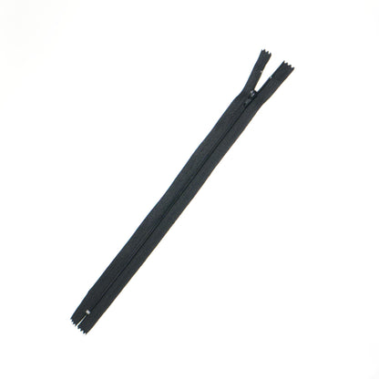 Trimz 1 Piece Black Autolock Closed End Zip - 18cm 7 Inch - Nylon Zip with 4mm Teeth for Dressmaking, Skirts, Cushions & Crafts