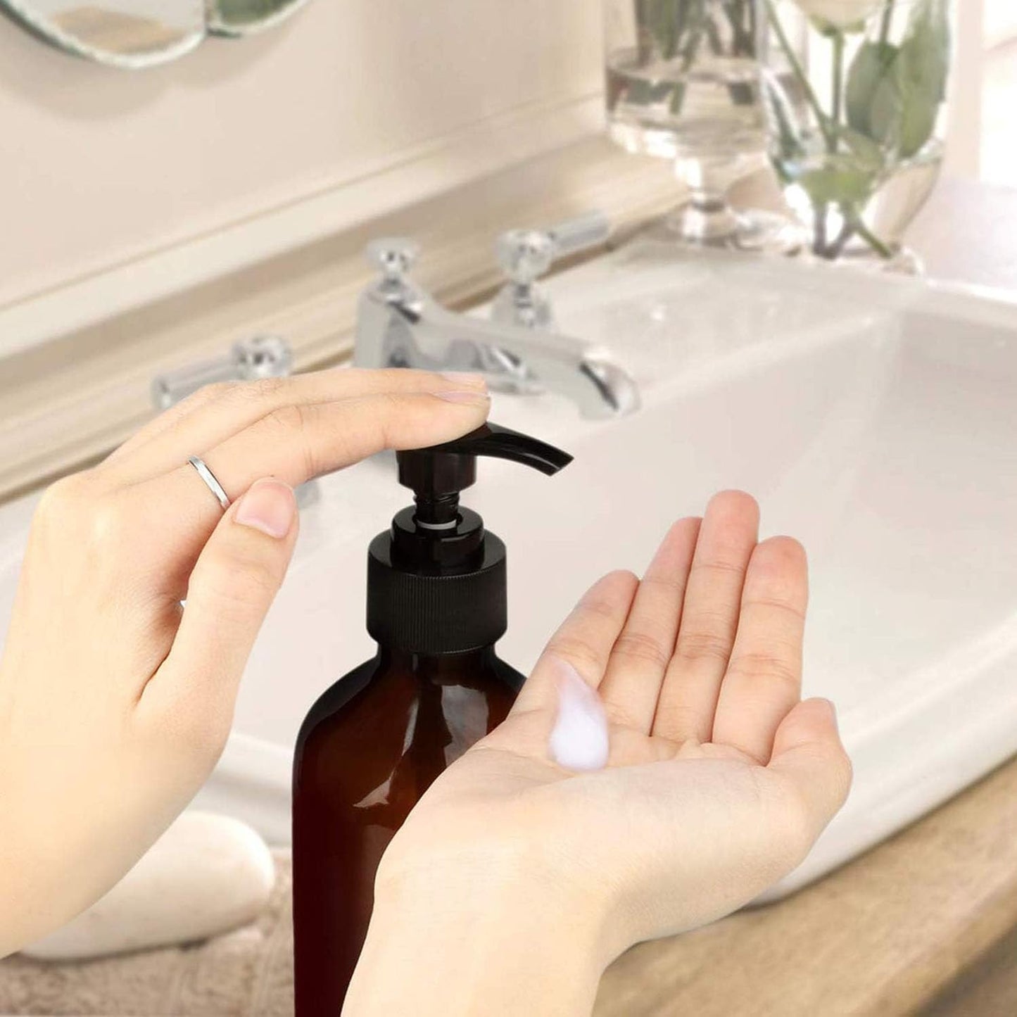 2 Package Shampoo Bottles With Pump, 500ml Brown Plastic shampoo bottles with pump