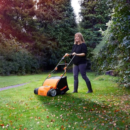 LawnMaster 1350W lawn scarifier, lawn rake, aerator. Electric scarifier with 33cm working width, interchangeable attachments, adjustable working depth and 40L collection bag, With 10m long cable.