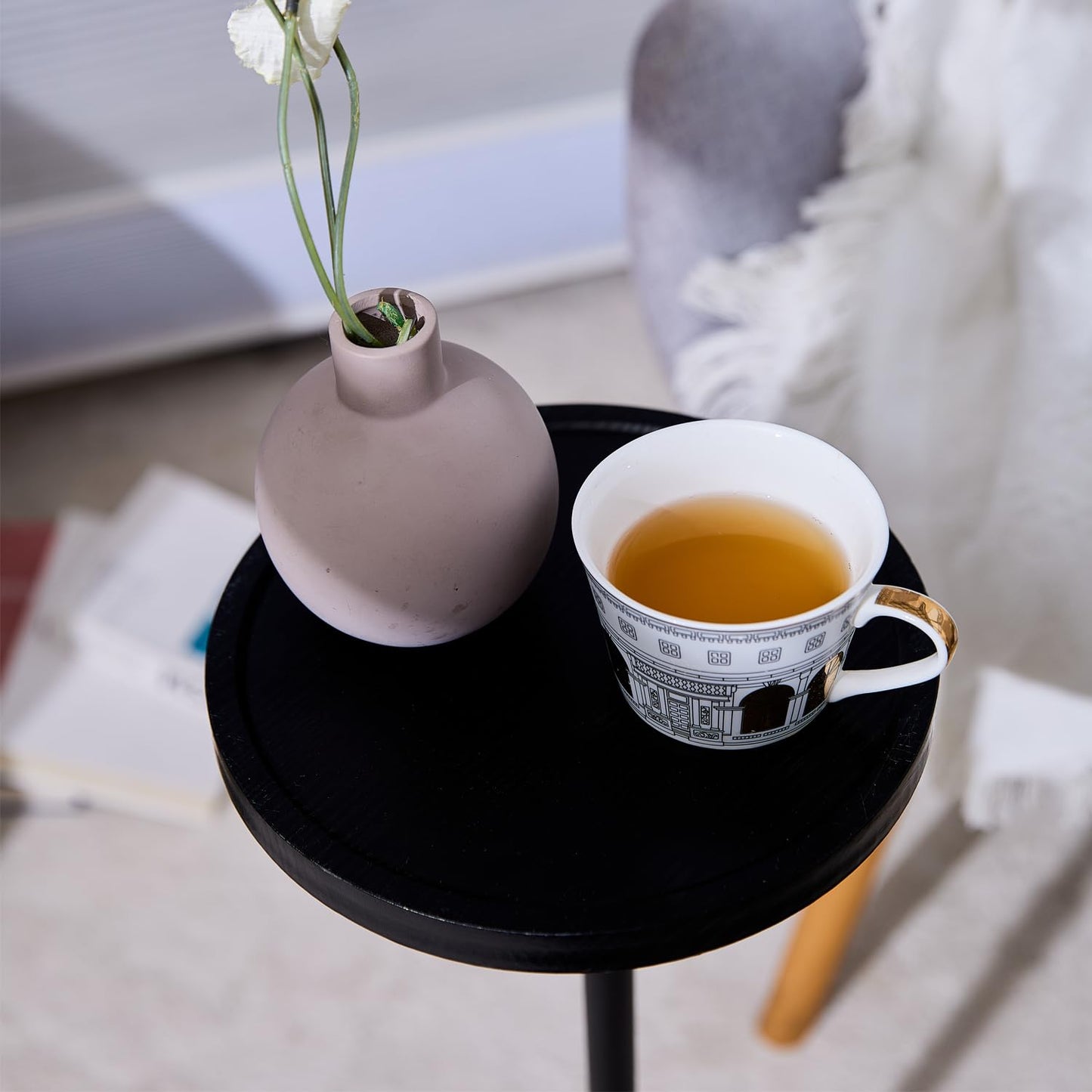 Benhurb Round Side Table Black Small Coffee Tables with Metal Base Sofa End Table Modern Corner Drink Table for Small Spaces Living Room Bedroom