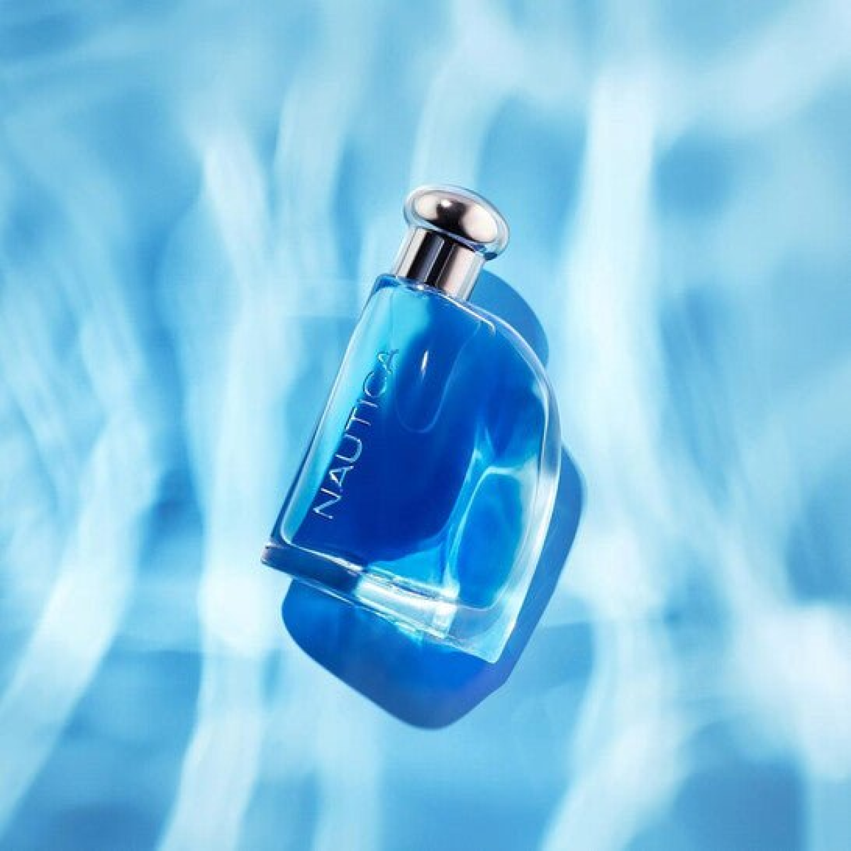 Nautica Blue Eau De Toilette Spray 100ml