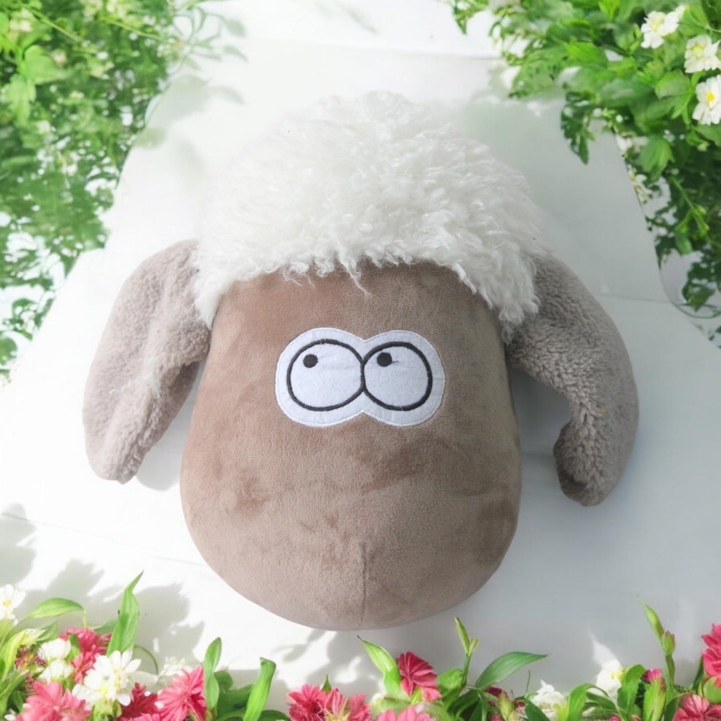 Plush Sheep Head Wall Decoration Ornament, Ideal 3D Toy Gift for Kids Room Decor