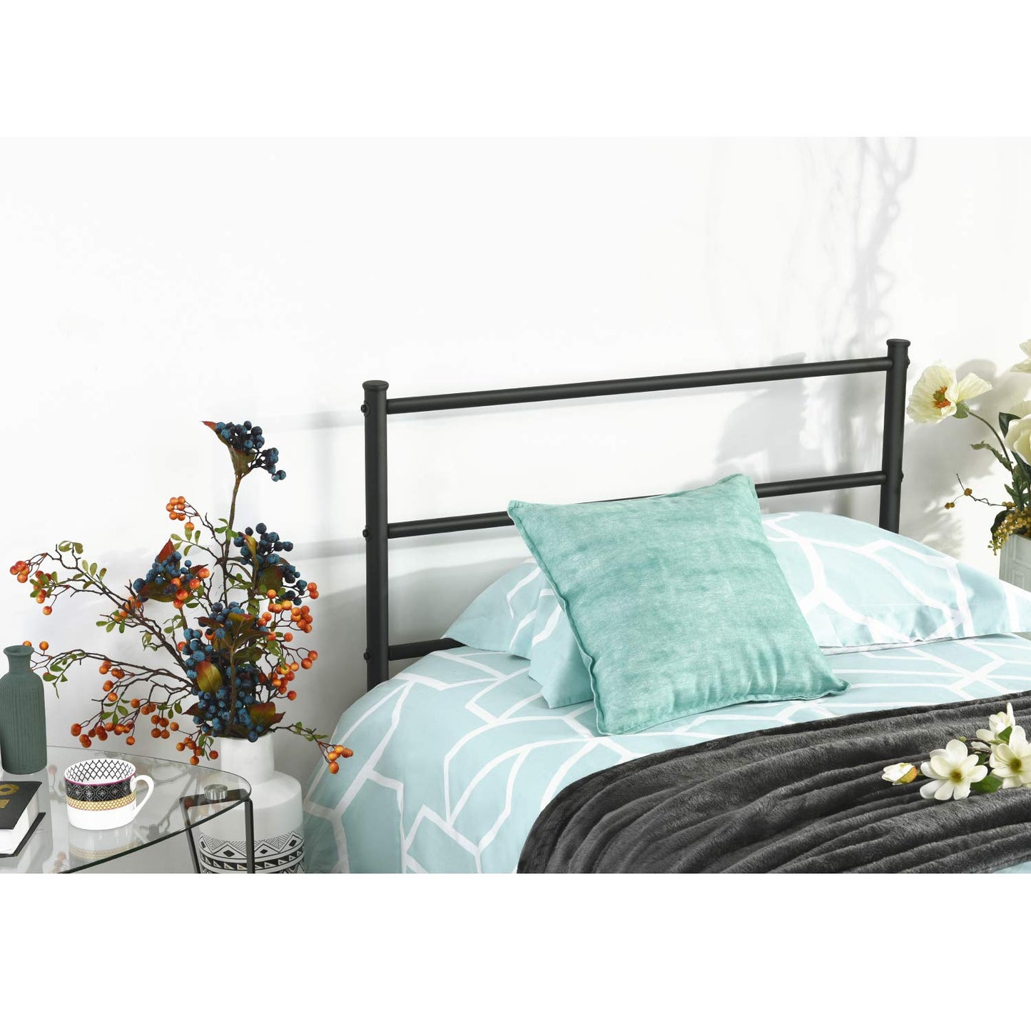HOMYLIN Single bed simple modern iron metal frame for teenagers/adults, suitable for bedroom, student dormitory and other multiple scenes
