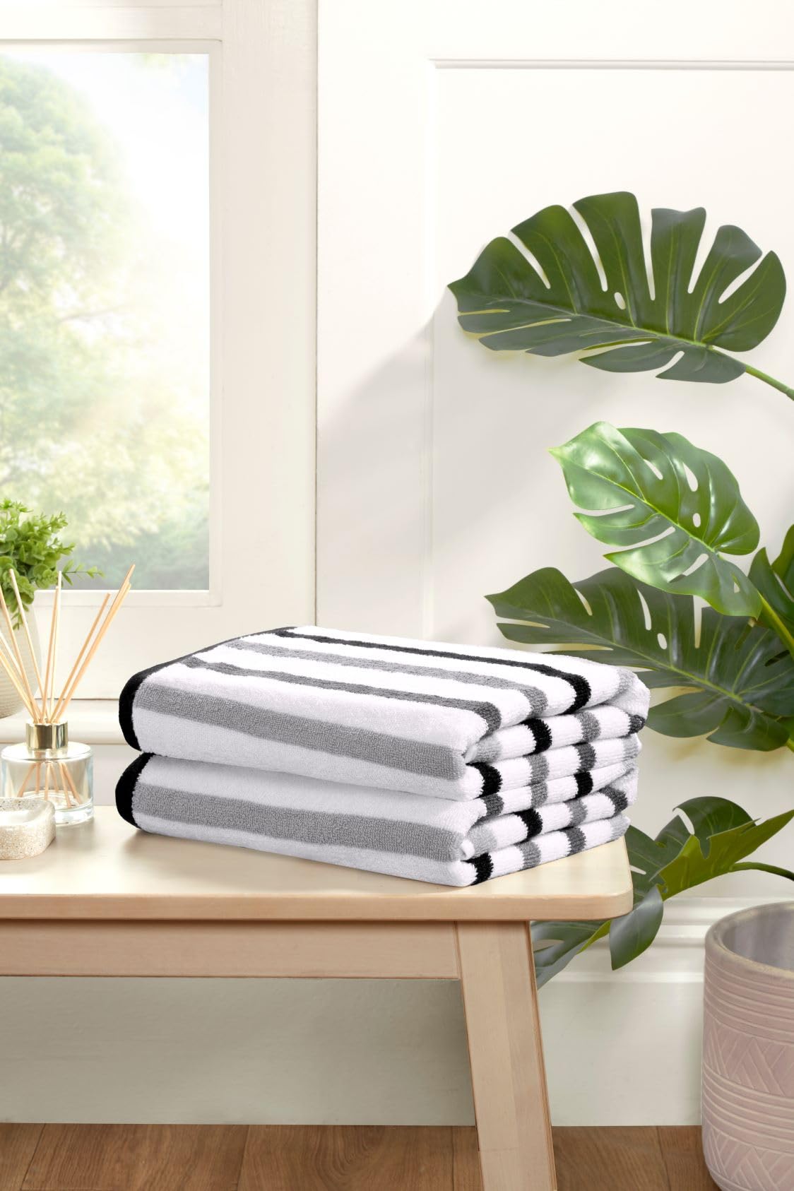 Rapport Home Amalfi Hand Towels 2 Pack | Black | 50x85cm | Luxurious 500GSM 100% Cotton | Oeko-Tex Certified Absorbent & Soft Bathroom Towel Set