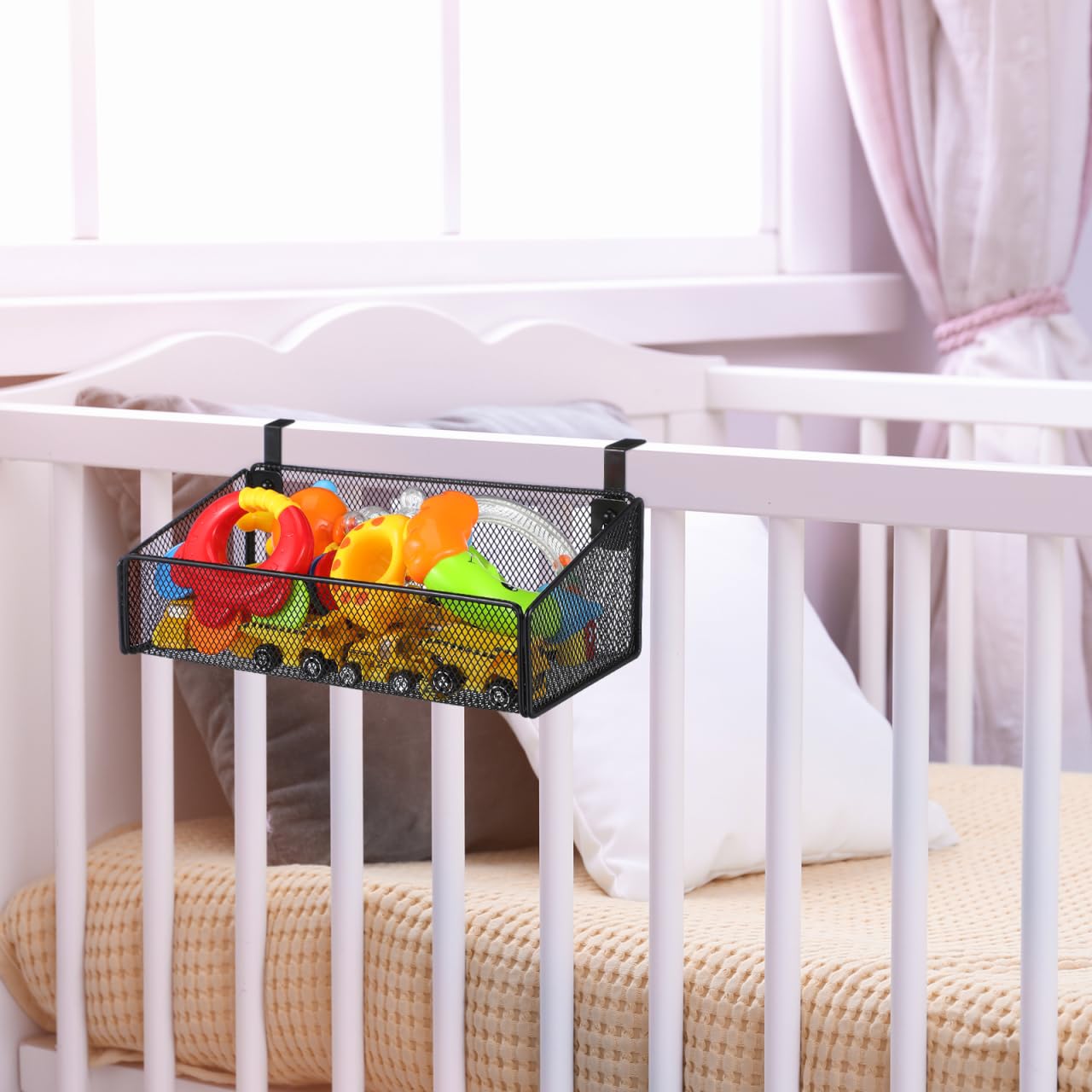 HOOTNEE Metal Hanging Basket No Drilling Space-Saving Storage Basket