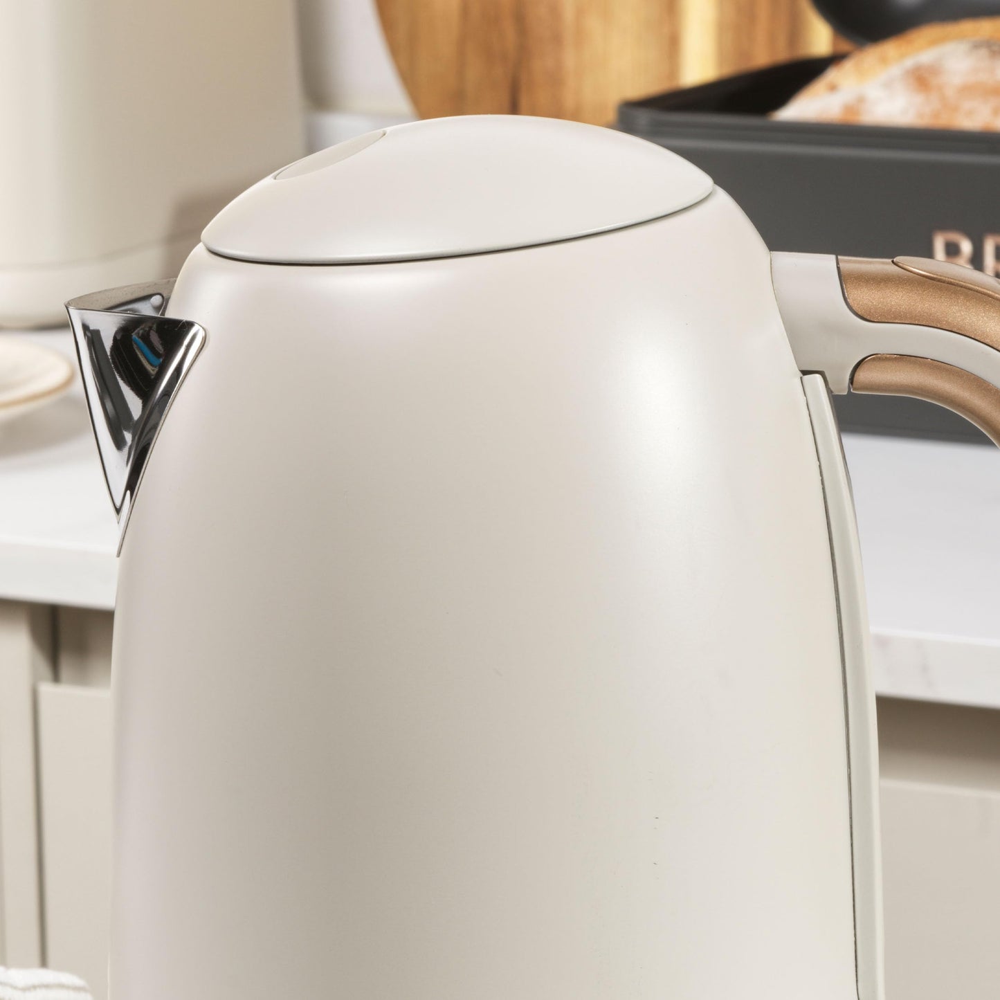 Salter Pebble Kettle  1.7 L Fast Boil Electric Tea Kettle, Removable Limescale Filter, Water Level Indicator, 360 Swivel Base, Viewing Window, Boil