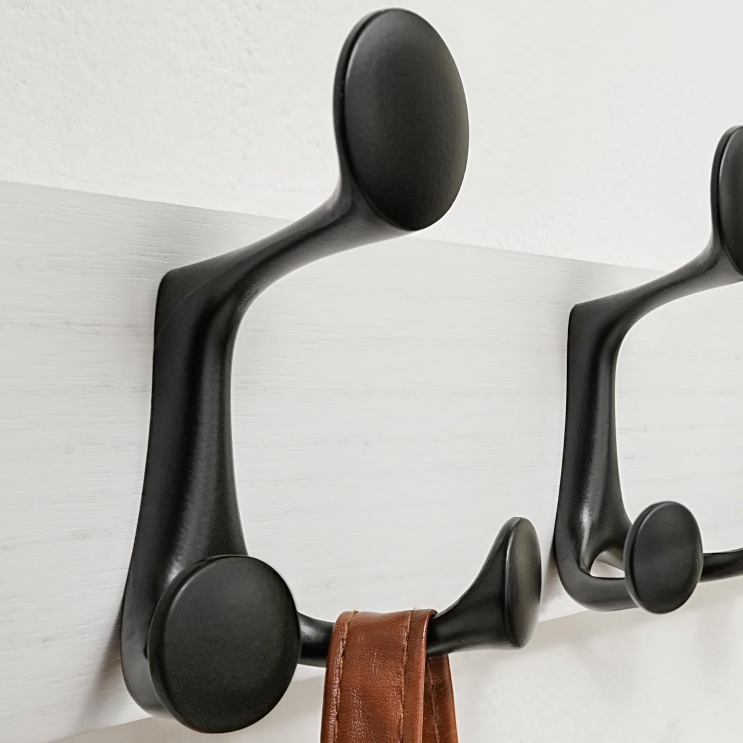 SKOLOO 109 cm White Wood Coat Rack Wall Mount with 8 Triple Hooks - Ideal for Family Entrances, Classrooms, and Pet Supplies Storage