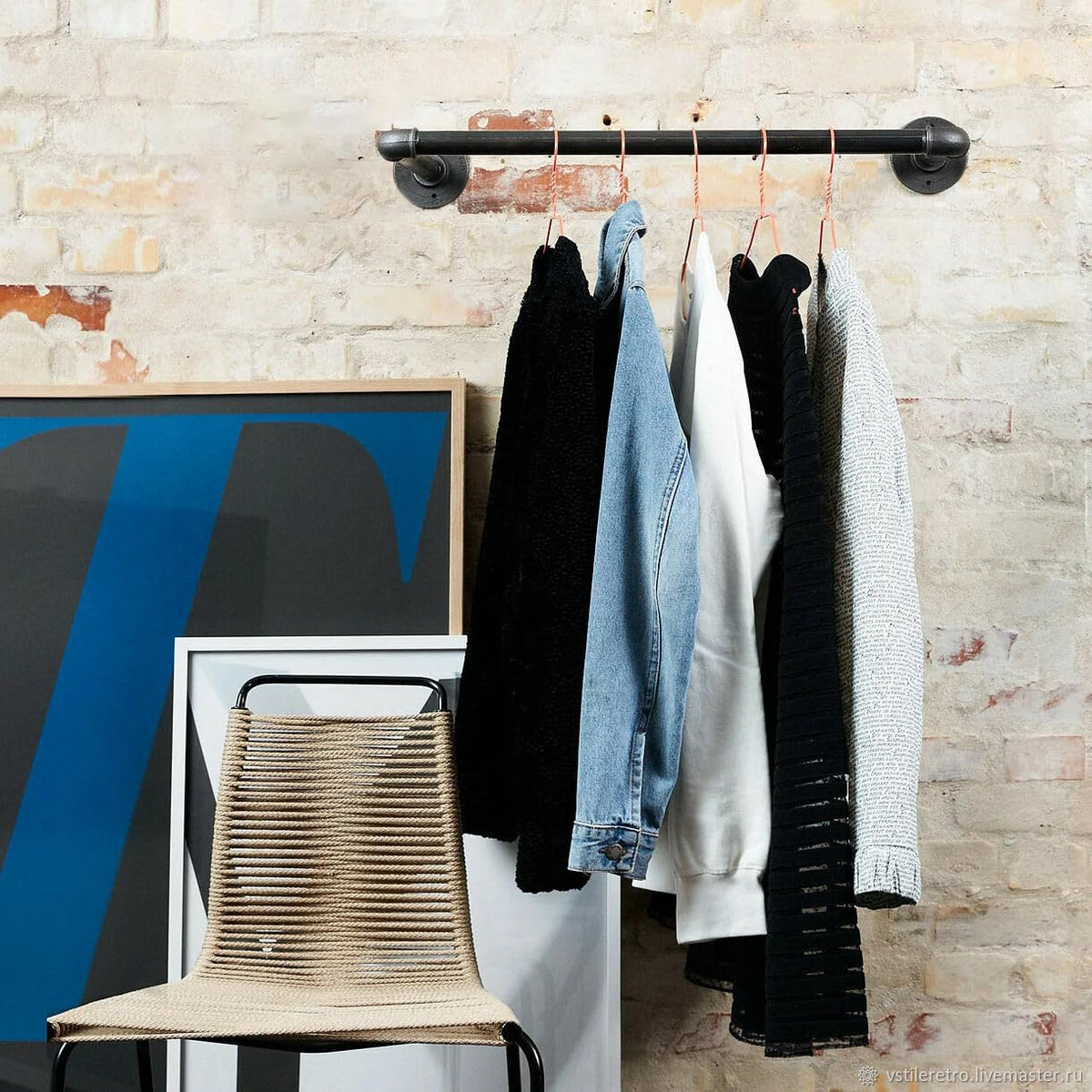 SMILOVII Wall Mounted Clothes Rail, Industrial Metal Garment Hanging Storage Rail, 49cm Detachable Heavy Duty for Home Shops and Closets, Black