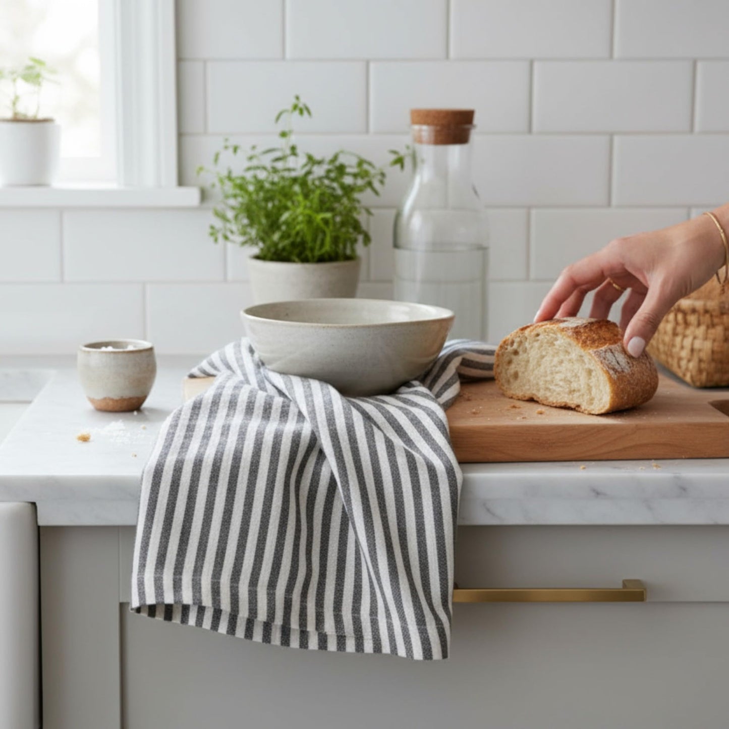Eight Owls Stonewashed Linen Kitchen Dish Towels – 50 x 68 cm – 100% Pure Linen Tea Towel/Hand Towel - set of 2 (Charcoal Stripe)