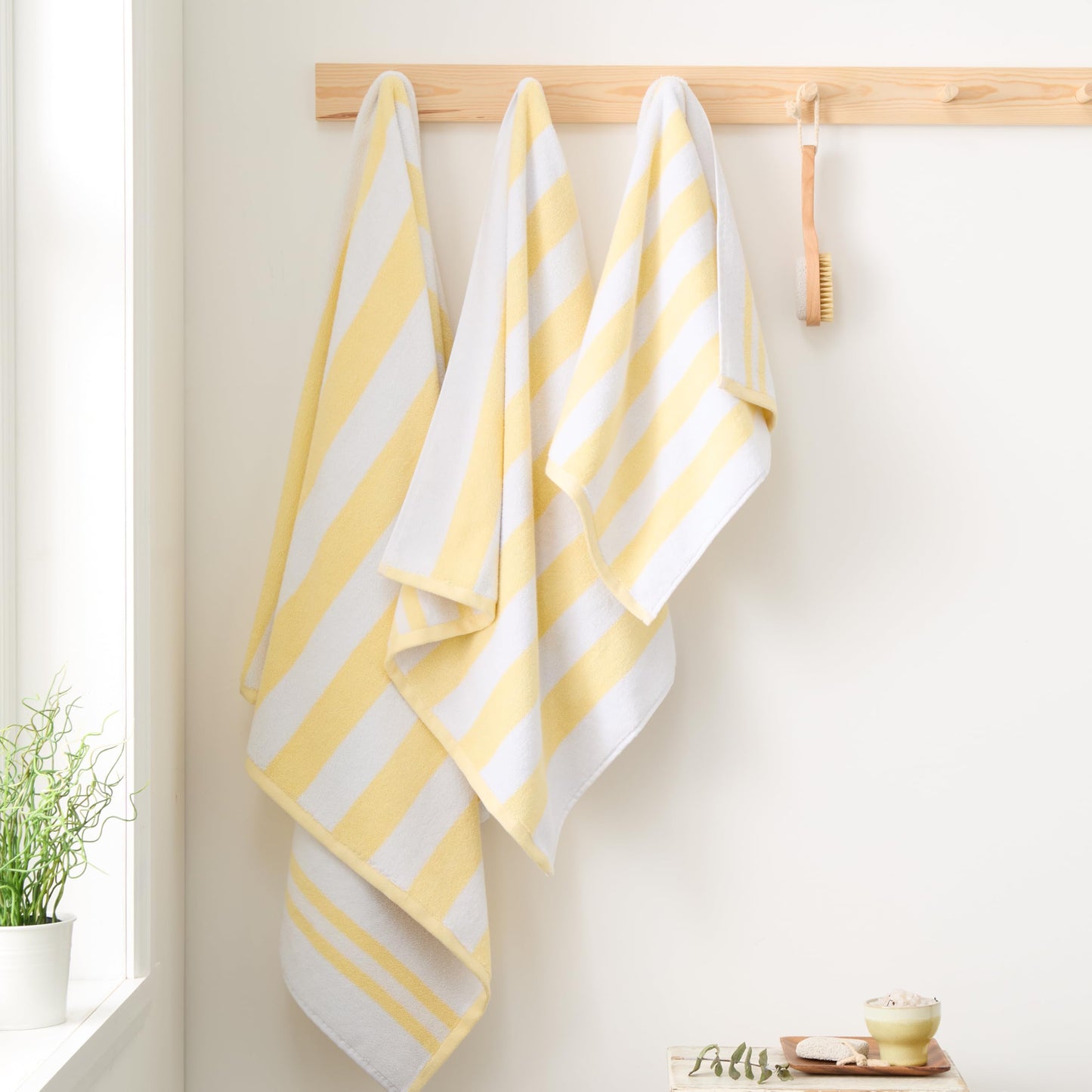 Bianca Reversible Stripe 70x127cm Cotton Jacquard Bath Towel Yellow