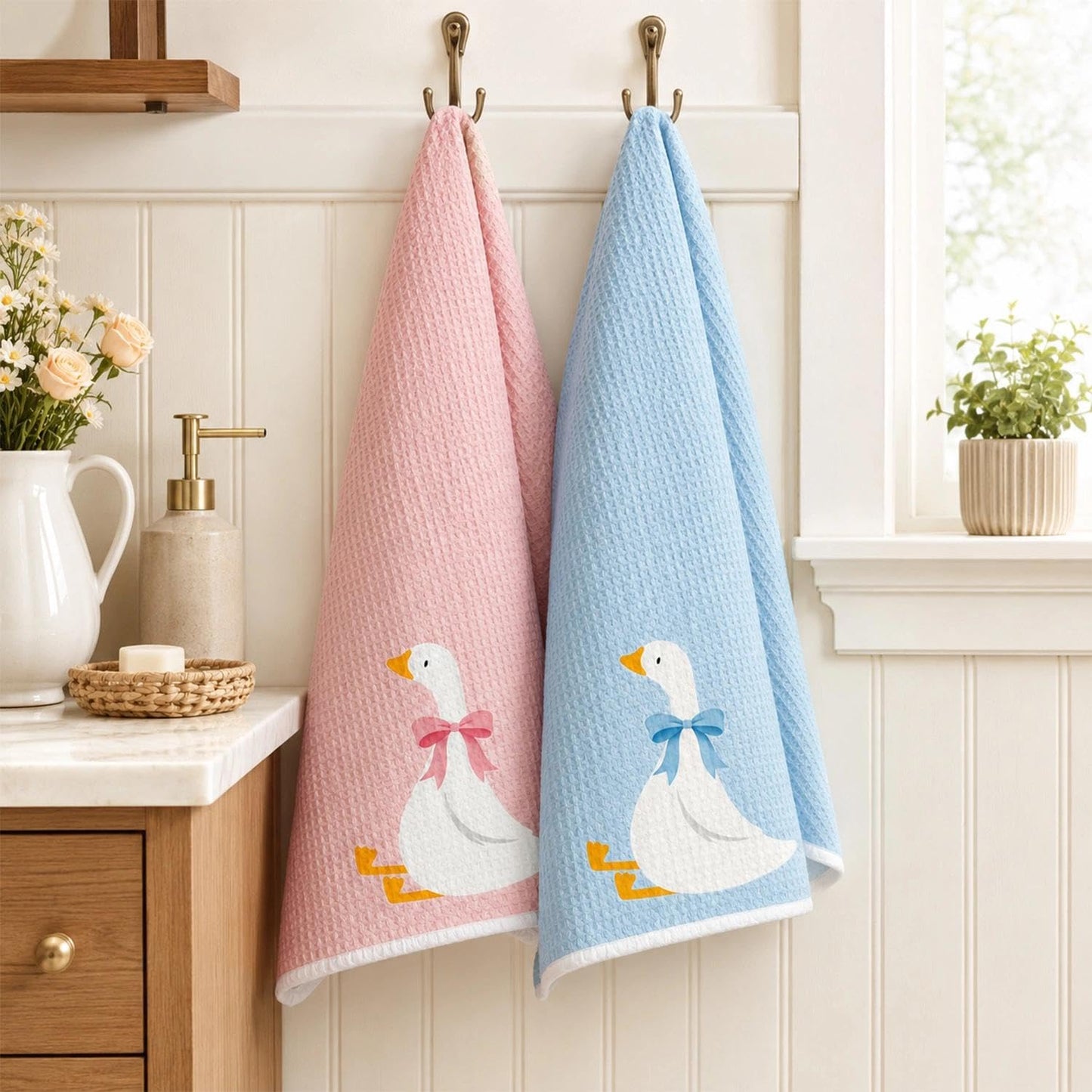 ZENITHYX 2Pcs Goose Hand Towels, Waffle Animal Tea Towels for Kitchen Bathroom, Funny Goose Kitchen Tea Towels for Women Men Kids Daily Use