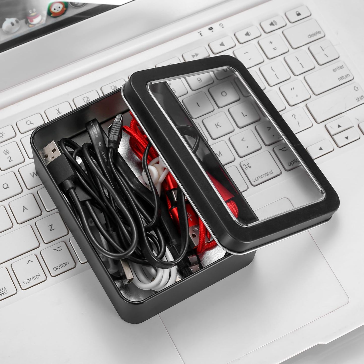 Qeapug 4 PcsMetal Tins with Lids, Small Tins with Lids, Metal Rectangular Empty Tin Containers No Hinged