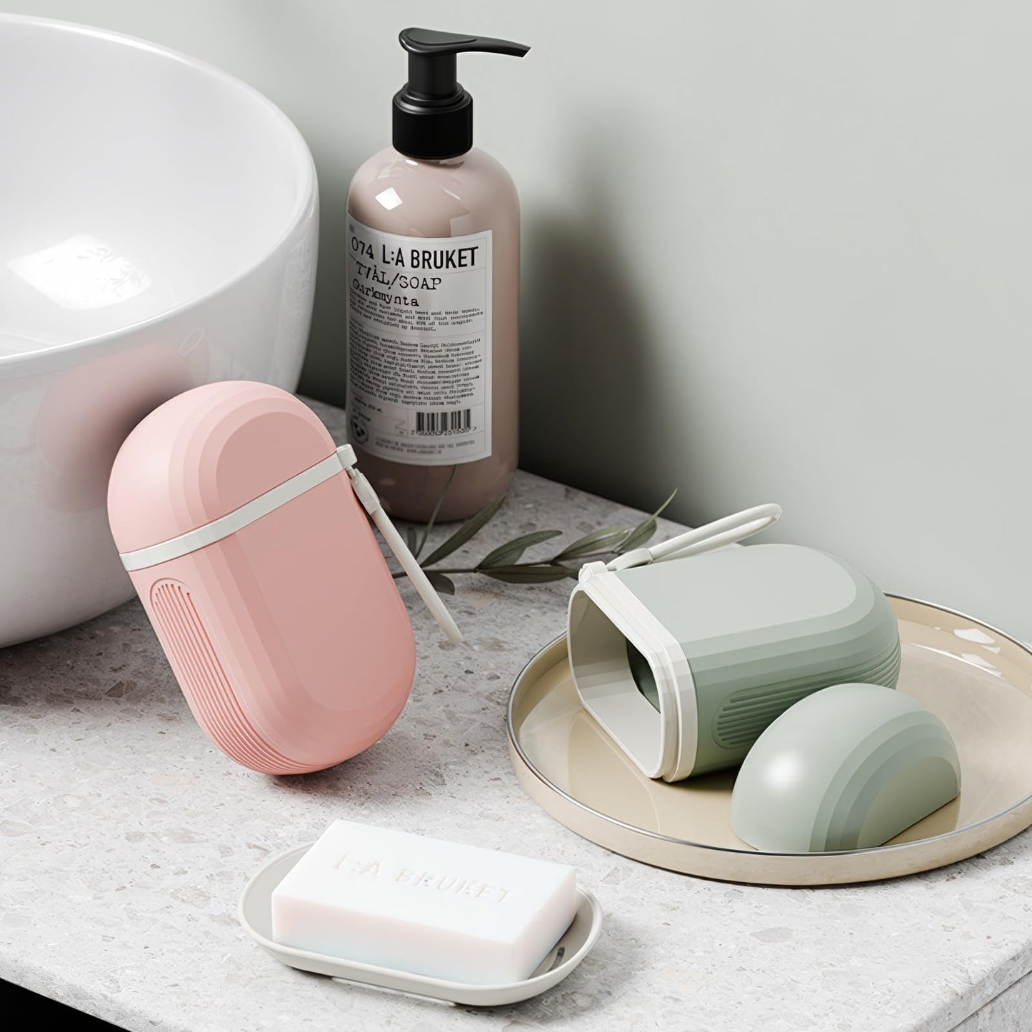 YoHyien 2 Pcs Soap Box Travel, Leakproof Travel Soap Case, Soap Dish with Lid, Portable Soap Holder, Waterproof Soap Bar Case for Bathroom, Gym