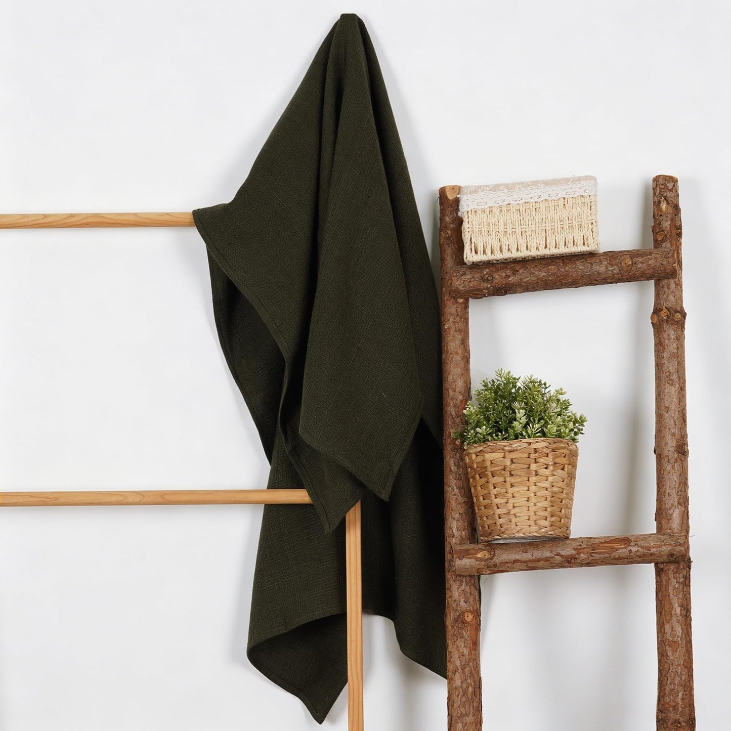 HSOFTIFY 100% Pure Linen Waffle Weave Bath Towel with Hanging Loop, Green