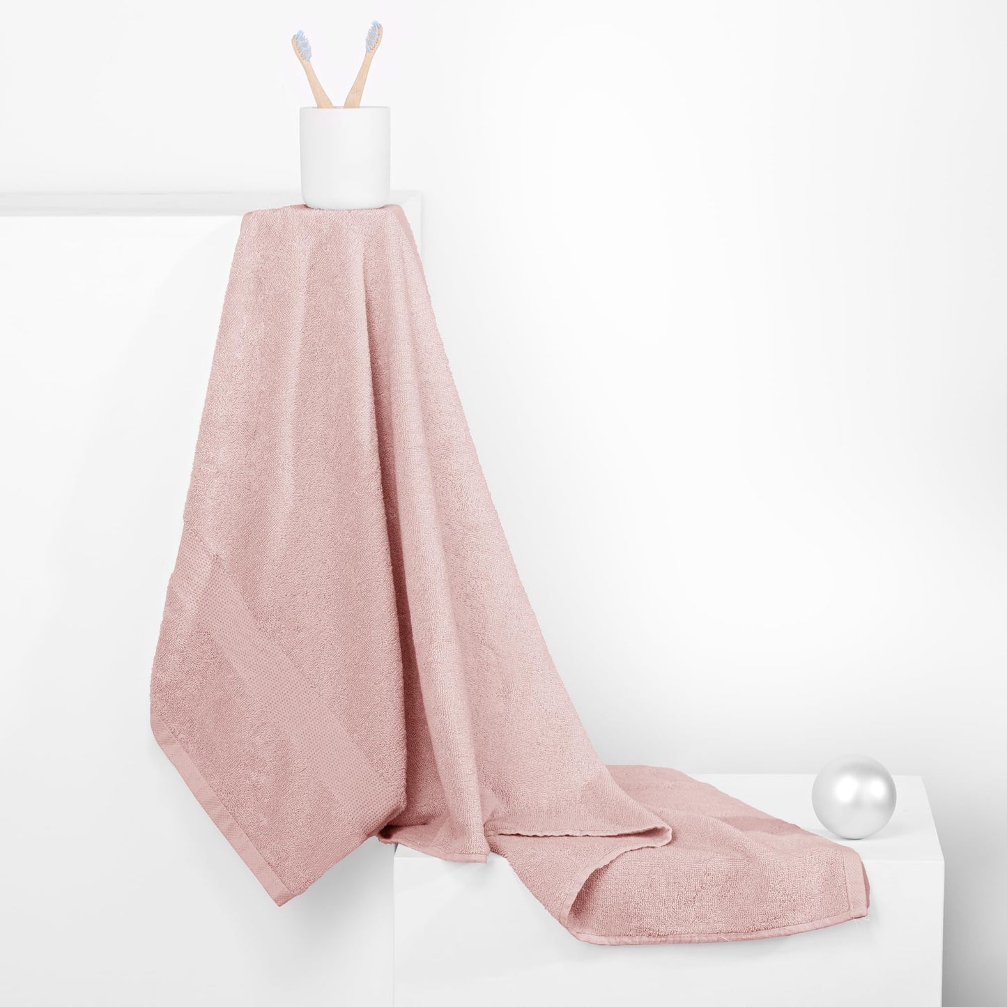 DecoKing Set of 4 Cotton Quality 525 g/m² 2 Hand Towels 50 x 100 cm and 2 Bath Towels 70 x 140 cm Light Pink Absorbent Marina
