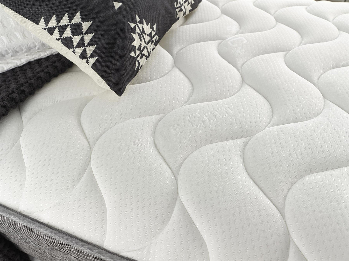 Aspire Beds 3 Layer Double Comfort Fillings & AC Aspire-Cool Touch Long Wave Sleep Surface Hybrid Bonnell Sprung & Memory Foam Premium Mattress